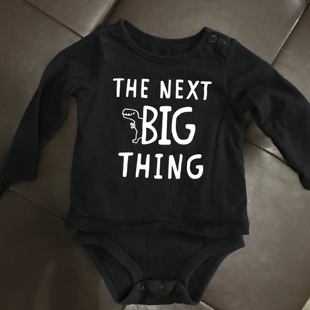 Shirt/onesie in one